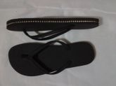 chinelo com strass dourado