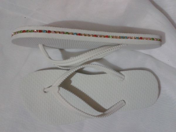 chinelo com strass colorido #2